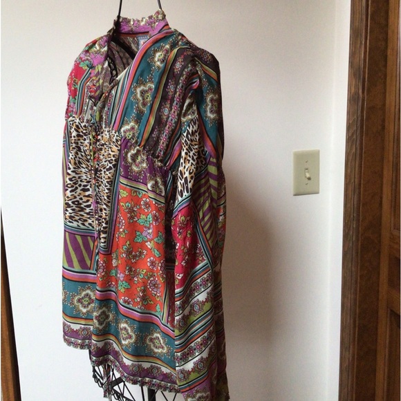 JOHNNY WAS 100% SILK PATCH FINN SILK TOP XXS but relaxed fit, fits a Medium - Picture 7 of 12